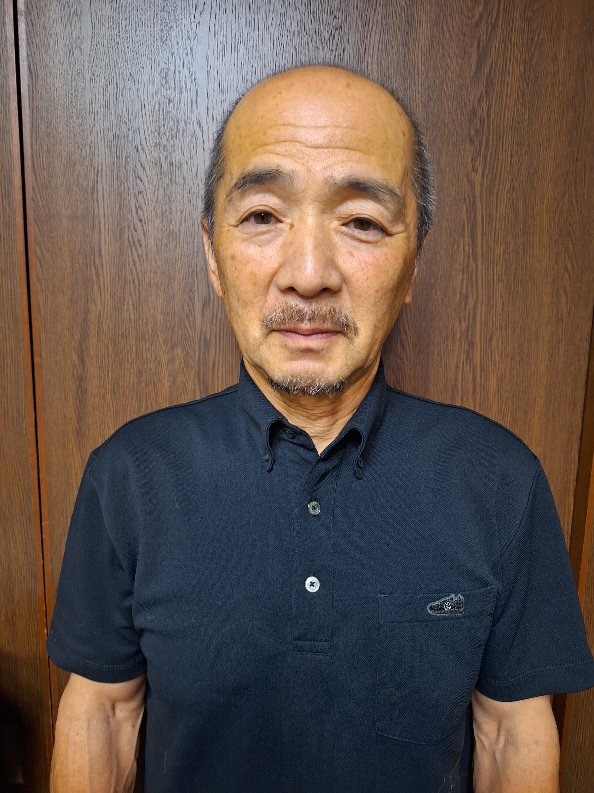 中　俊弘