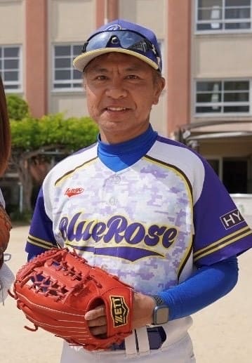 岩崎　邦雄